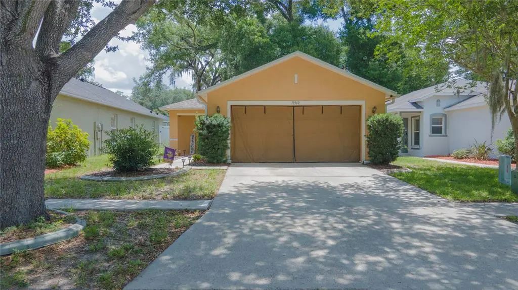 11910 Mango Groves Boulevard, SEFFNER