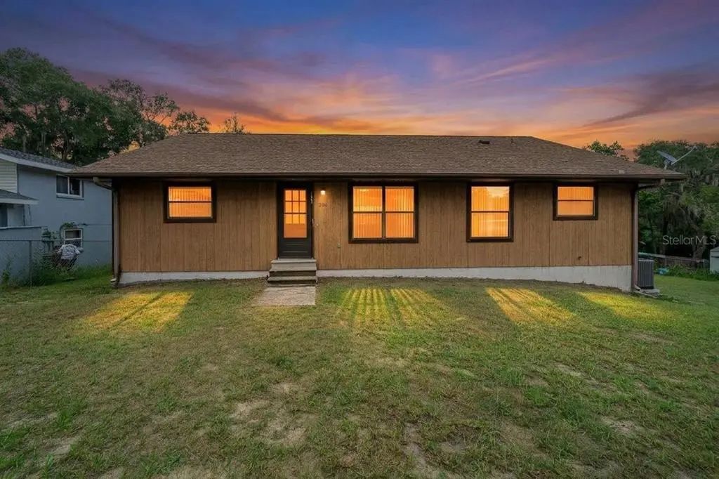 3561 W Hilltop Lane, DUNNELLON