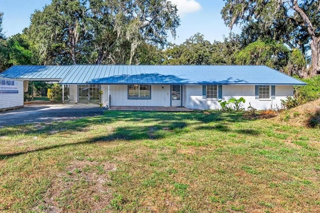 10618 Skewlee Gardens Drive, THONOTOSASSA