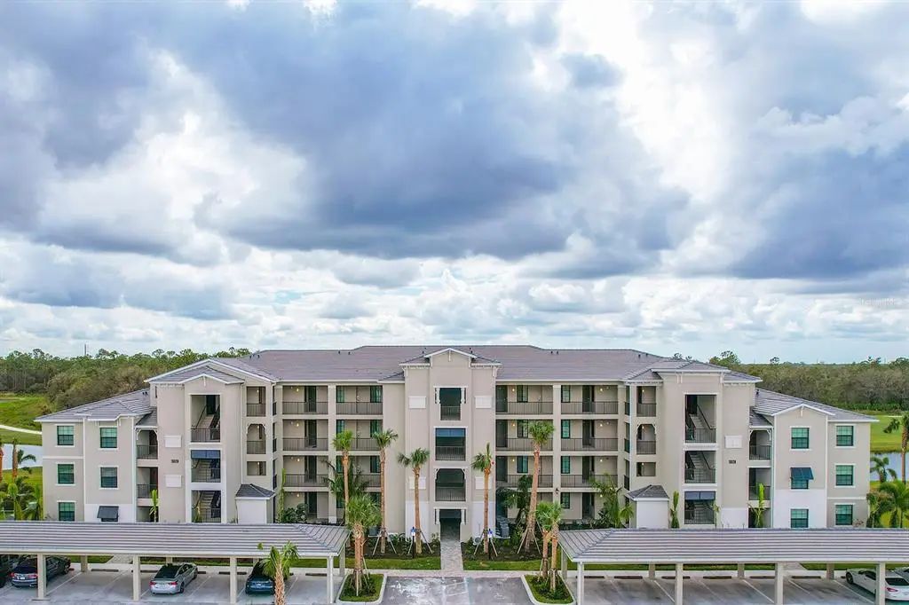 18028 Gawthrop Drive 304, BRADENTON