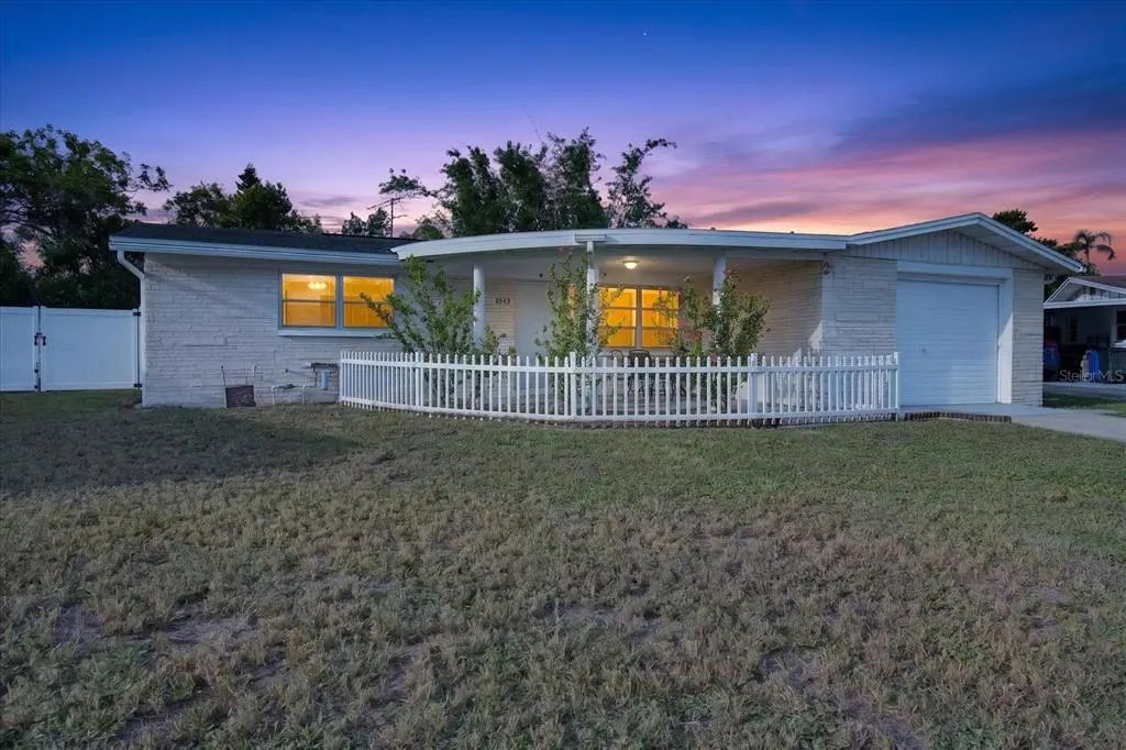 4843 Calais Drive, HOLIDAY