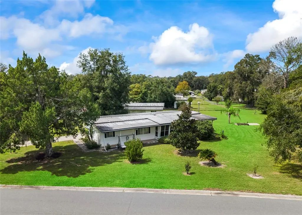 309 Sheerwood Drive, LADY LAKE