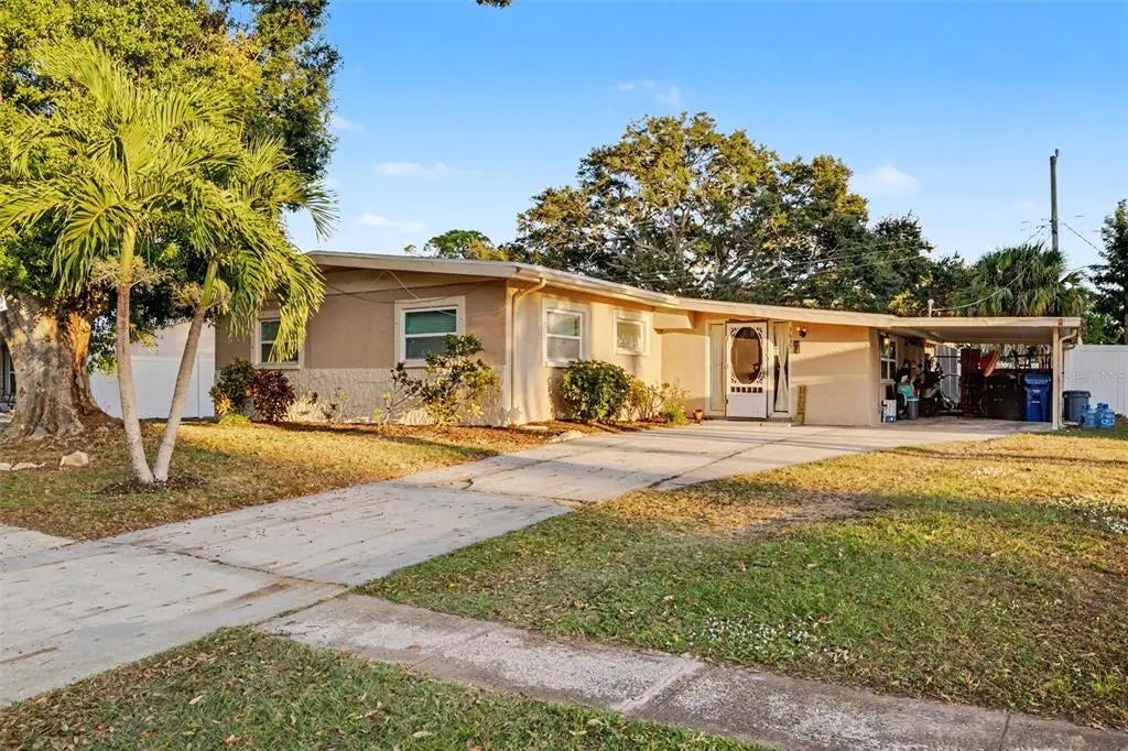 3635 Bali Drive, SARASOTA