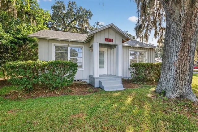 2419 W Main Street, LEESBURG