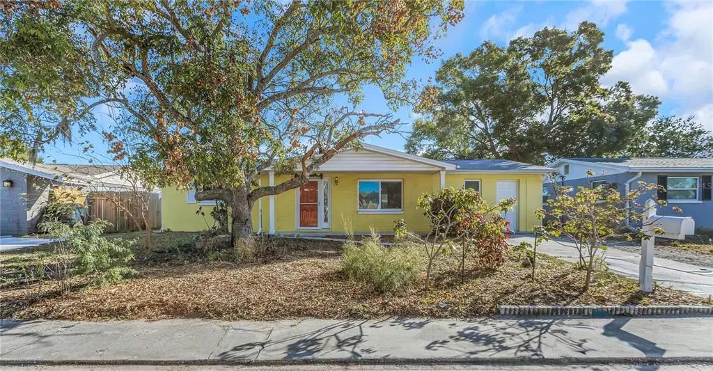 1408 Whitehall Lane, HOLIDAY