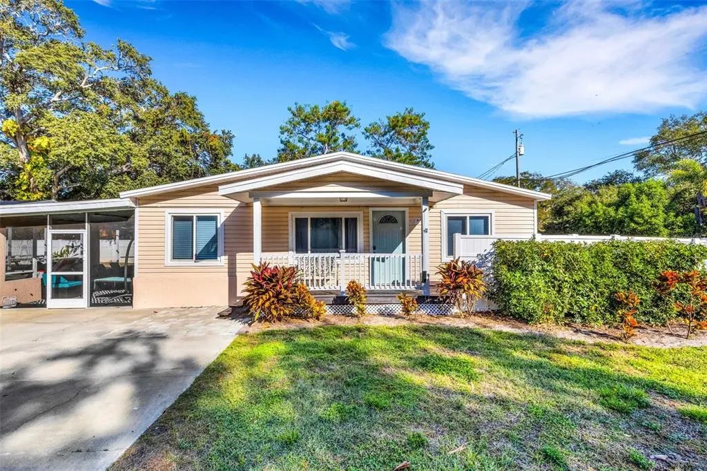 1600 Loretta Avenue Nw, LARGO