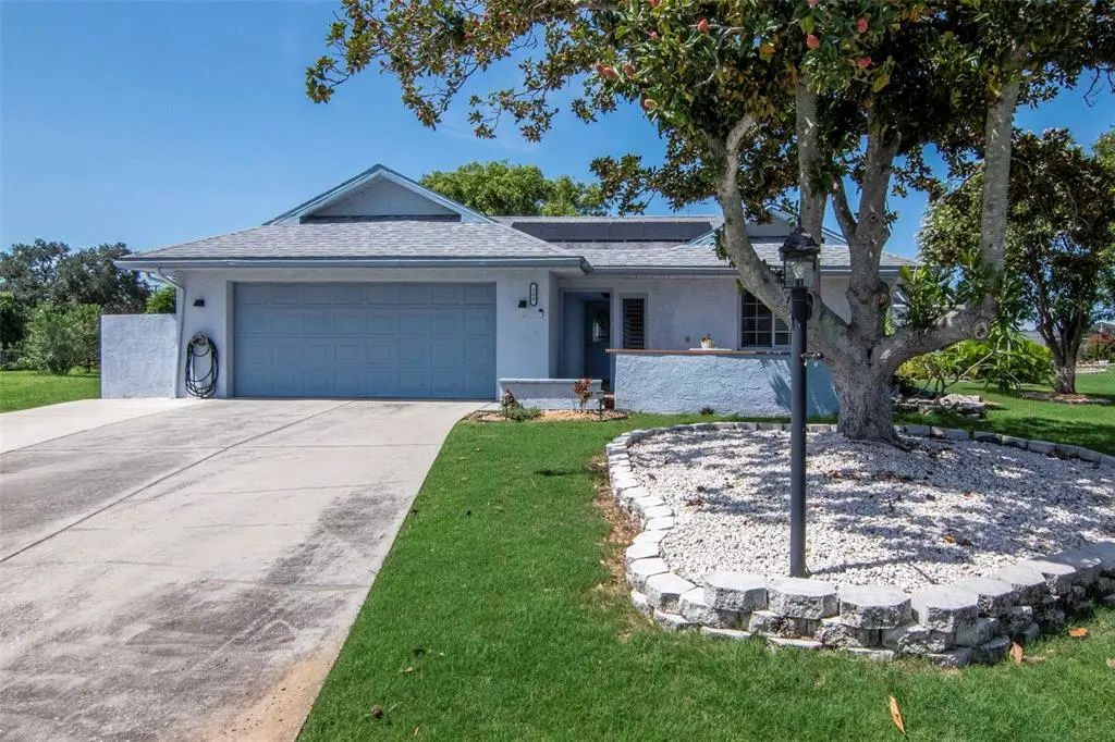 303 Barstow Court, SUN CITY CENTER