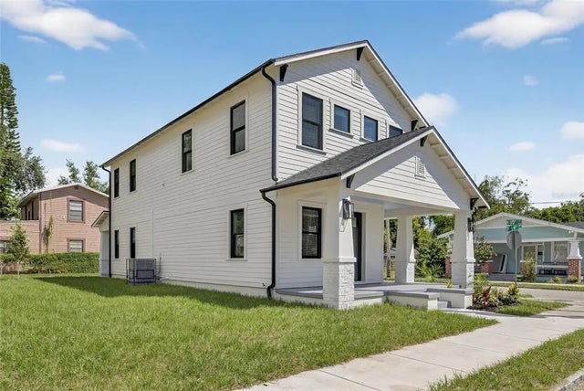 1002 E 19th Avenue, TAMPA