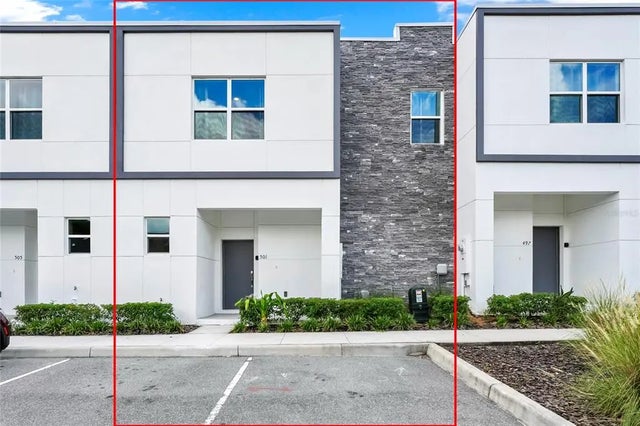 501 Famagusta Drive, DAVENPORT