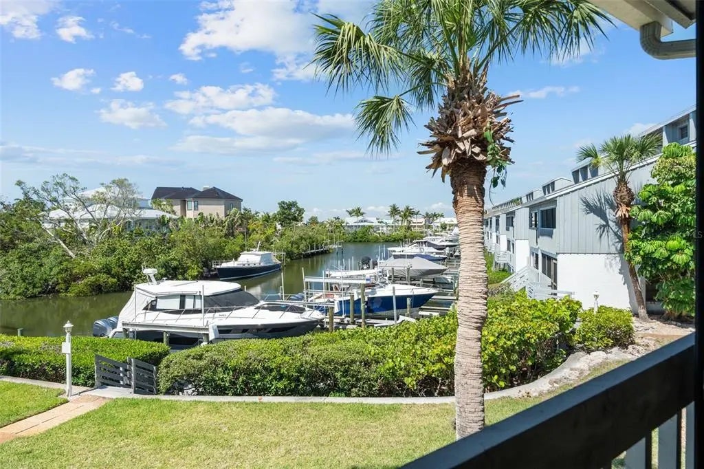 1233 Dockside Place 207