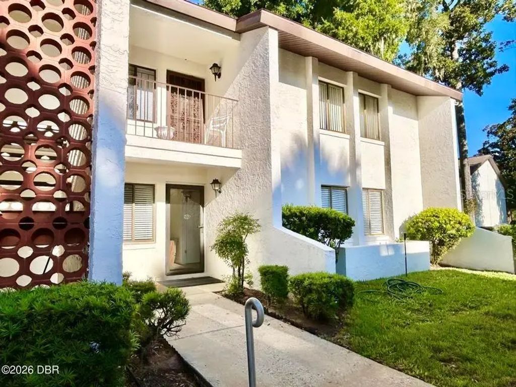 1 Tomoka Oaks Boulevard 119, ORMOND BEACH