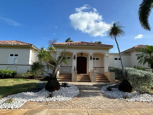 3 Calle 3 C12, VEGA ALTA