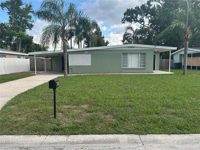 708 Lakewood Avenue, TAMPA