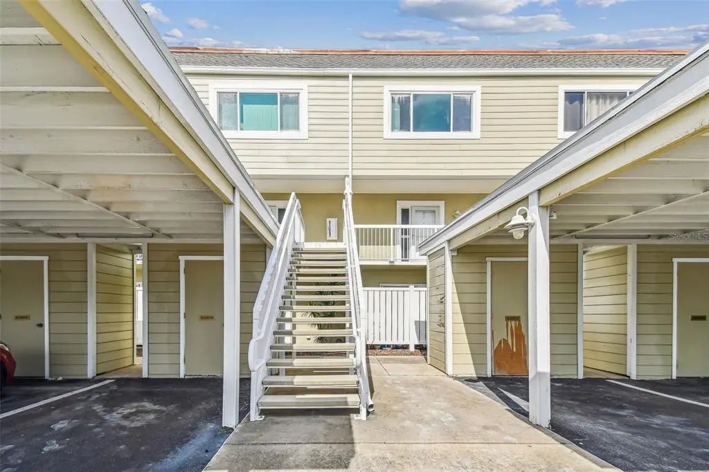 433 S Paula Drive 43, DUNEDIN