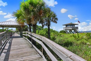 Gulf Shores Realty: 51 1b22ea6d5e3dc192304214c348ba6f8b s