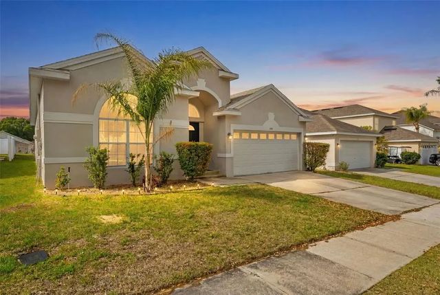 208 Troon Circle, DAVENPORT