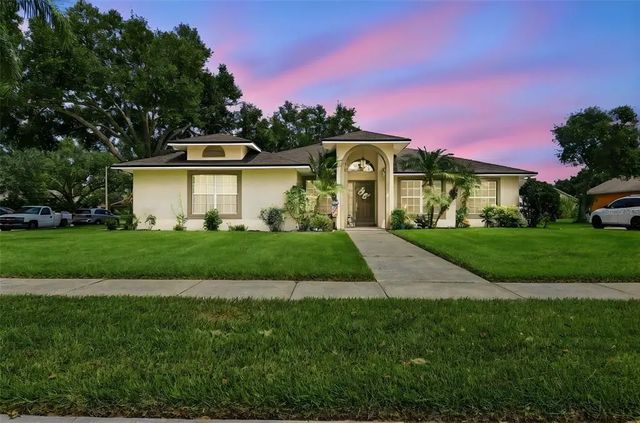 1009 Spring Loop Way, WINTER GARDEN