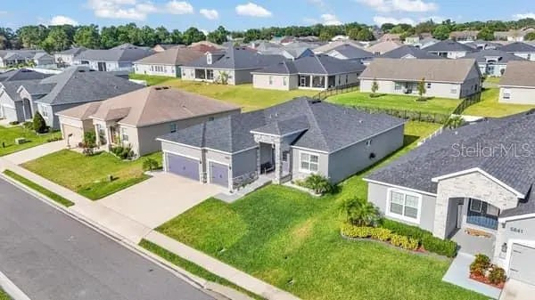 5847 Valentino Way, LAKELAND