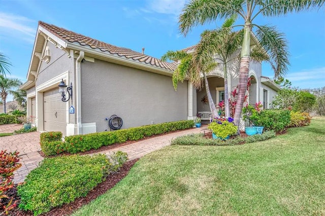 11409 Okaloosa Drive, VENICE