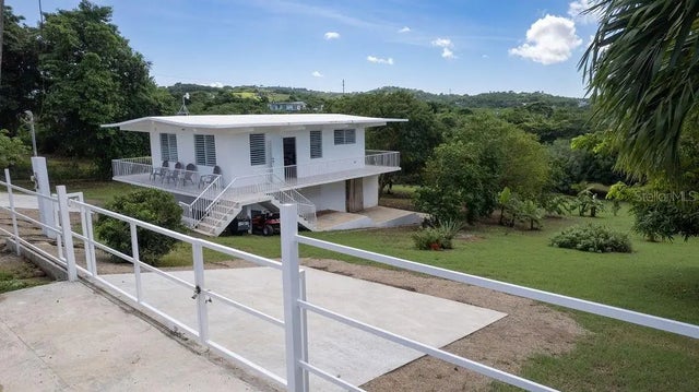 595 Comm. Villa Borinquen, VIEQUES