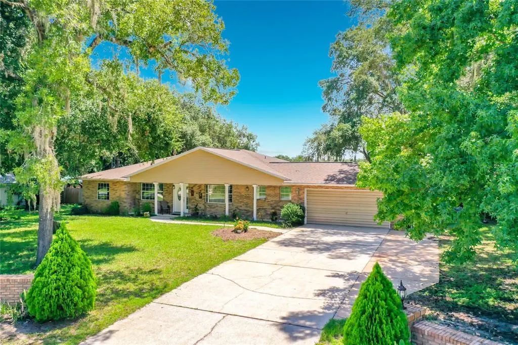 2833 S Rose Avenue, INVERNESS