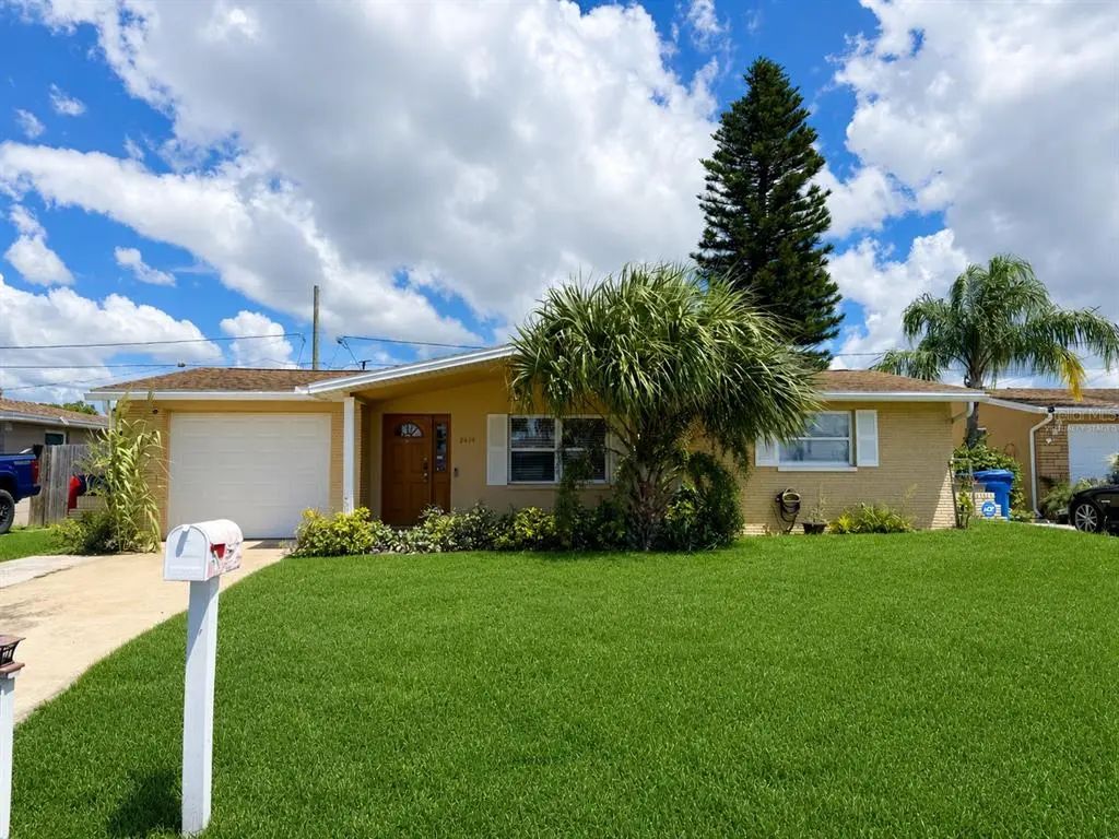 2414 Tahitian Drive, HOLIDAY