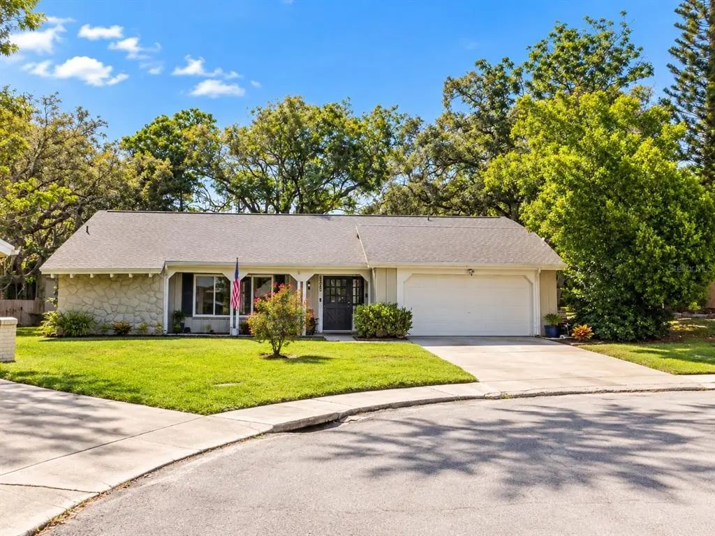 8020 Hunters Whip Row, HUDSON