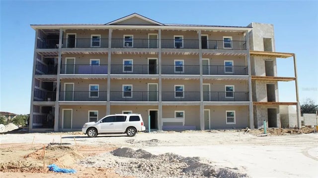 2600 Sand Mine Road C11, DAVENPORT