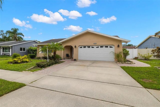 4706 Cypress Tree Drive, TAMPA
