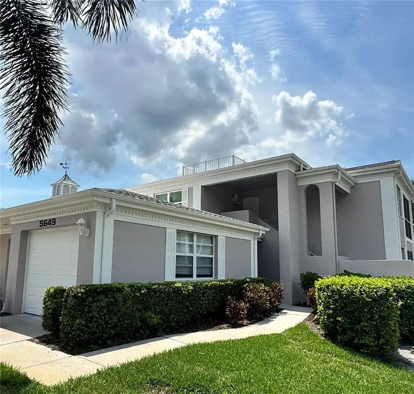5647 Sheffield Greene Circle 29, SARASOTA