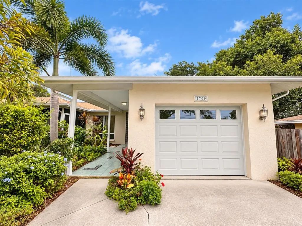 4709 Brooksdale Drive, SARASOTA