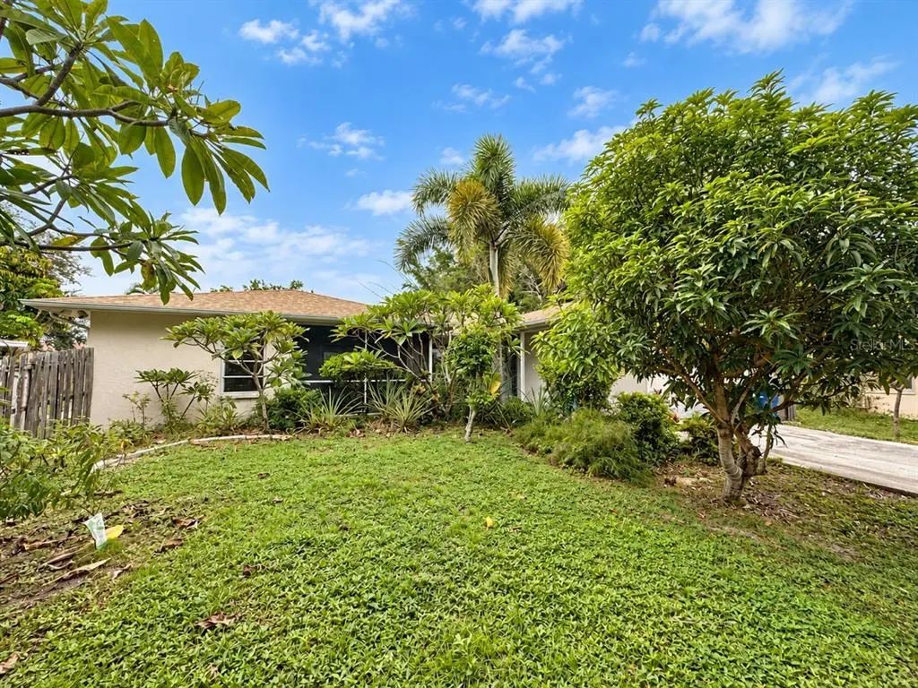 4709 Brooksdale Drive, SARASOTA