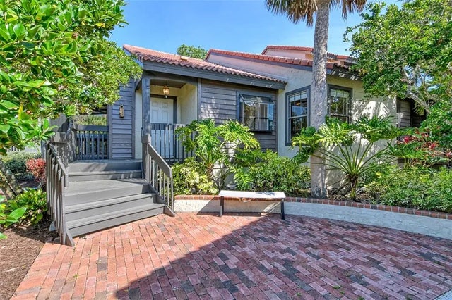 4375 Trails Drive 17-1, SARASOTA