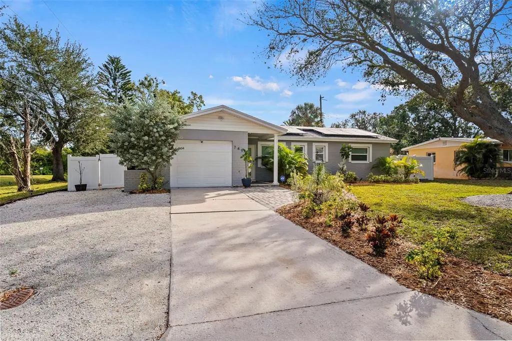 7499 Oak Street Ne, ST. PETERSBURG