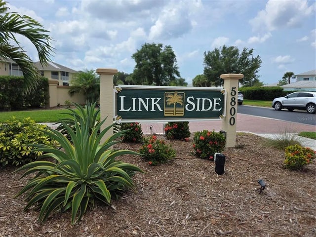 5800 Sabal Trace Drive 1201, NORTH PORT