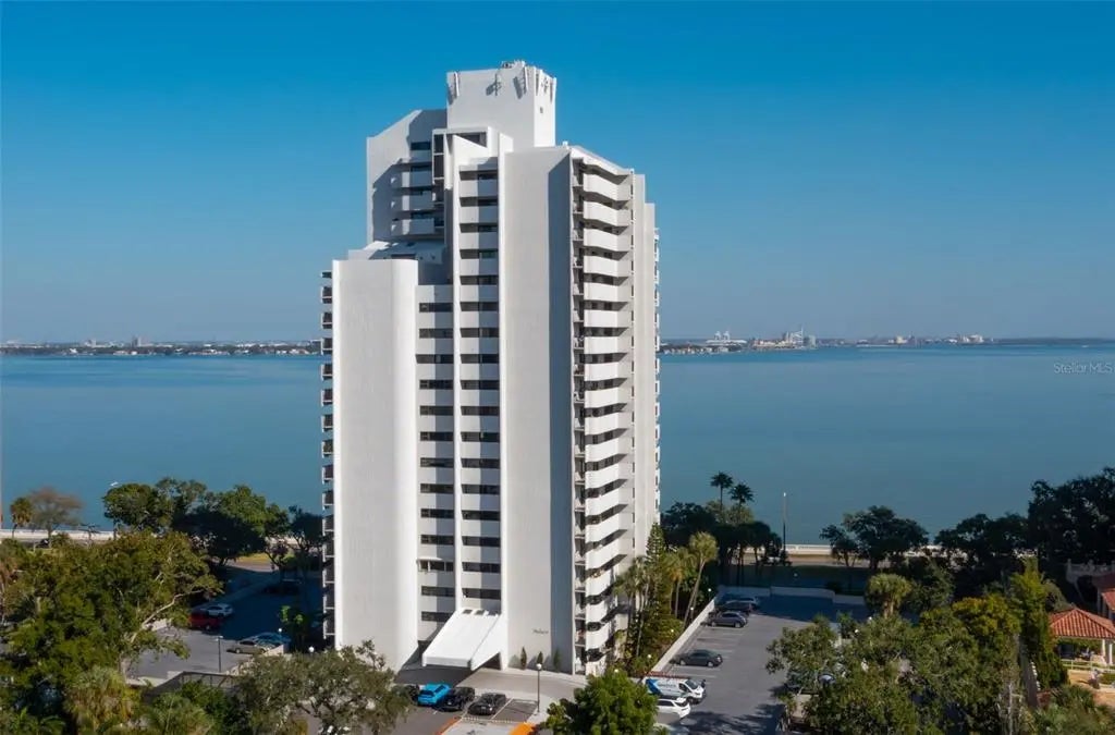 4141 Bayshore Boulevard 1204, TAMPA