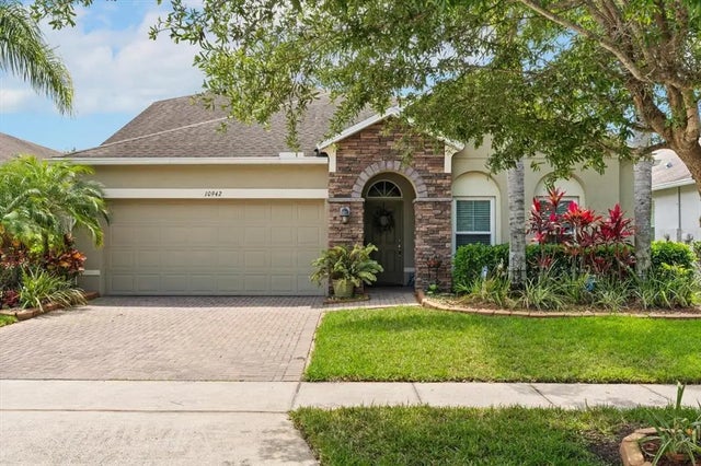 10942 High Bush Court, ORLANDO