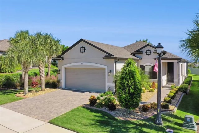 975 Braewood Drive, CLERMONT