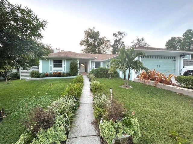 1031 Anclote Drive, TARPON SPRINGS