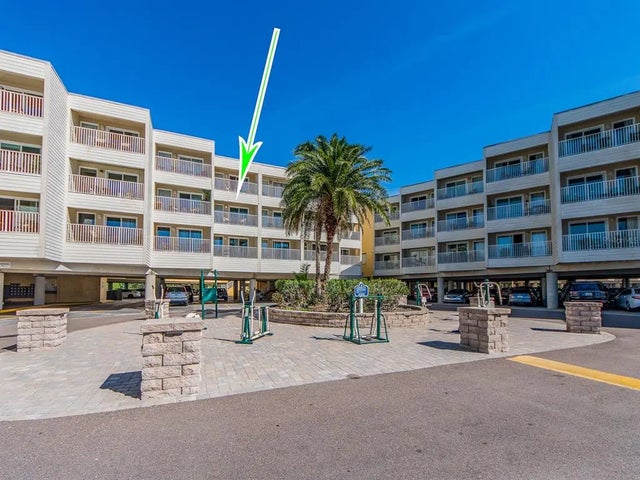 2506 N Rocky Point Drive 358, TAMPA