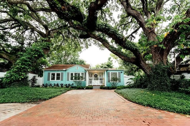 4613 S Macdill Avenue, TAMPA