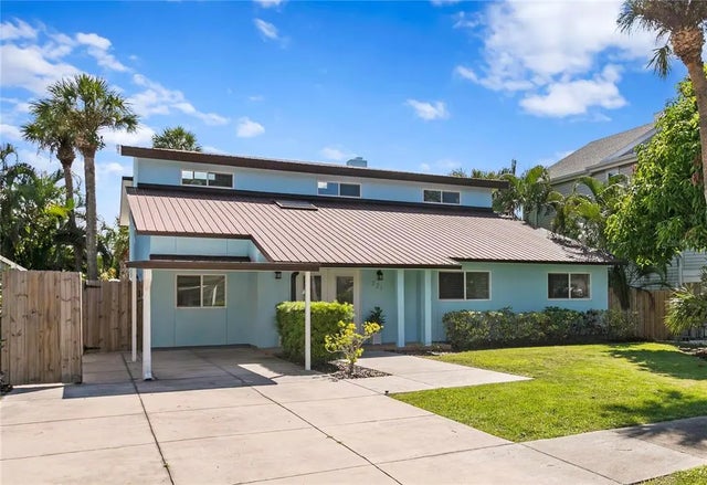 221 42nd Avenue, ST PETE BEACH