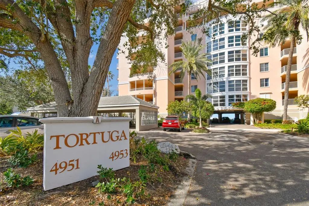 4951 Bacopa Lane South 401, ST. PETERSBURG