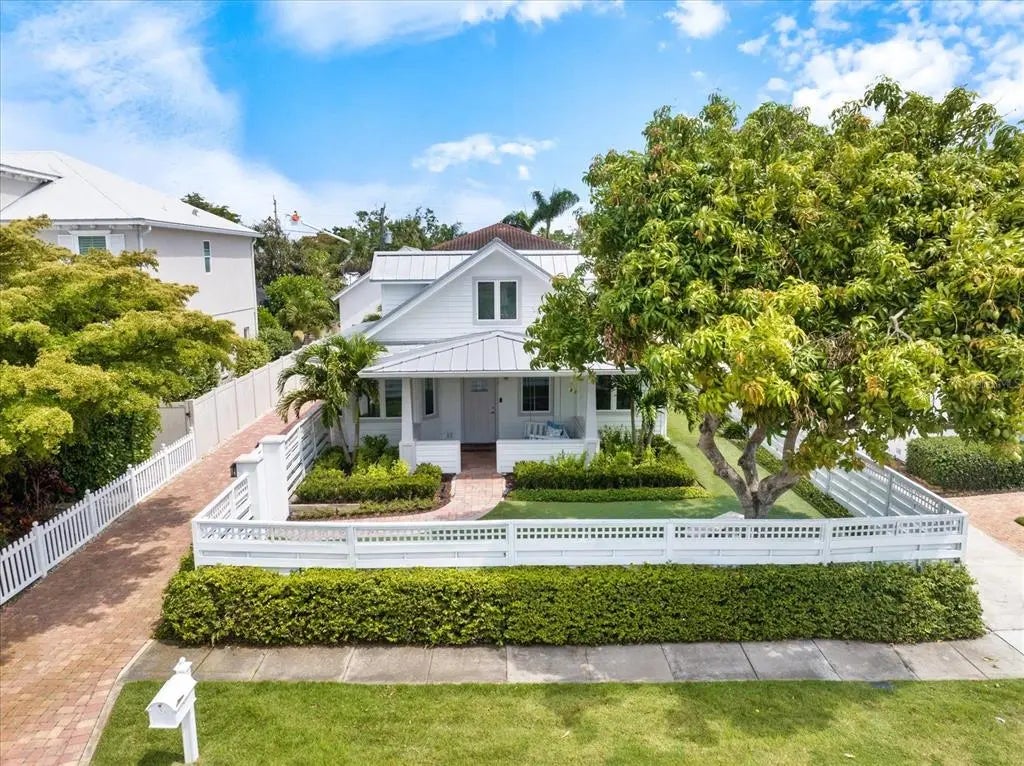 1841 Datura Street, SARASOTA
