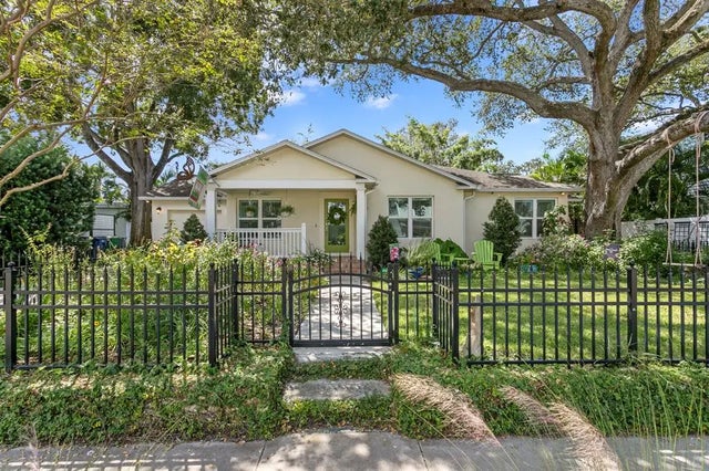 3910 W Tacon Street, TAMPA
