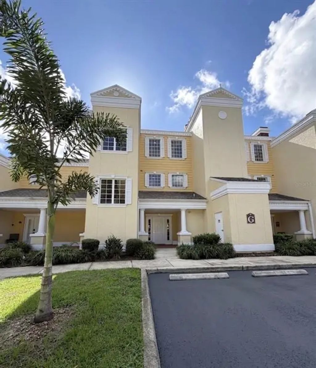 1339 Seven Eagles Court 101, KISSIMMEE