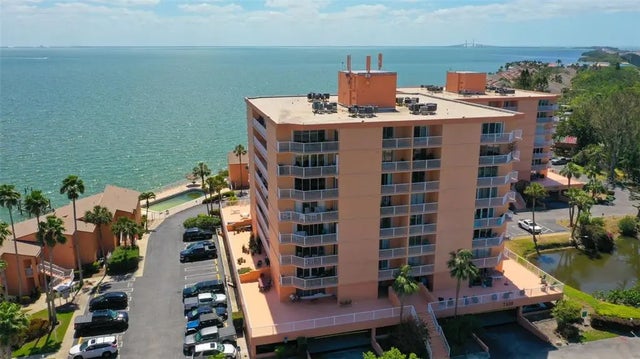 7432 Sunshine Skyway Lane S 406, ST PETERSBURG