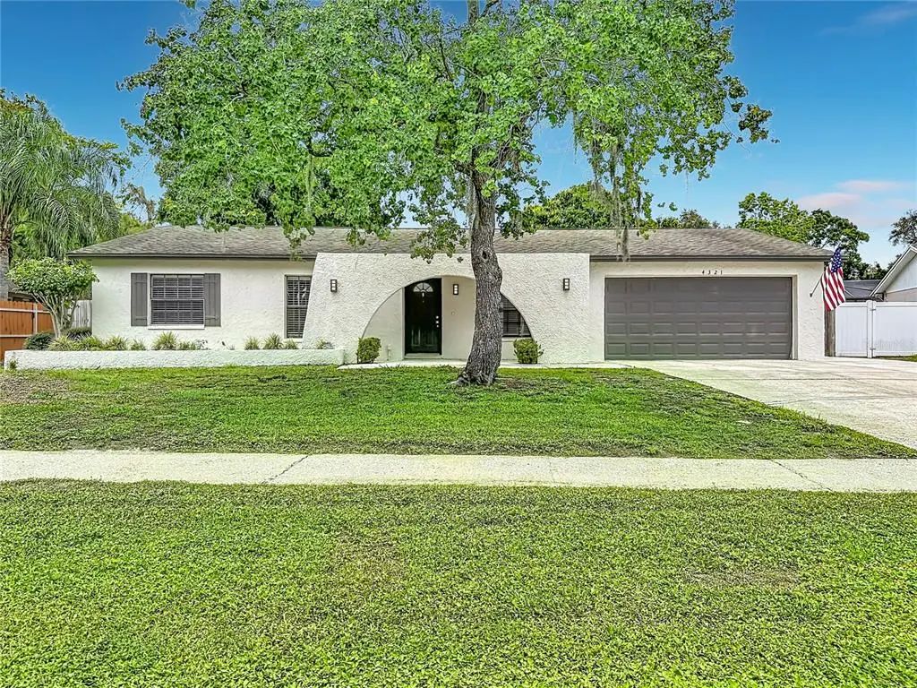 4321 Foxglen Lane, TAMPA