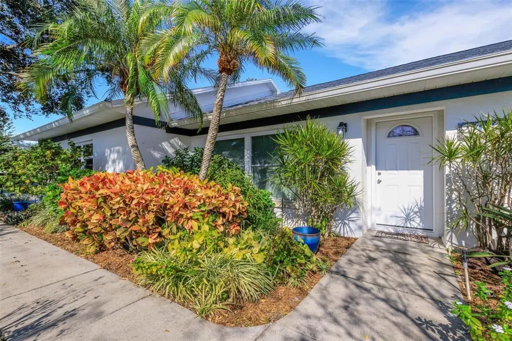 2010 7th Place Sw, LARGO