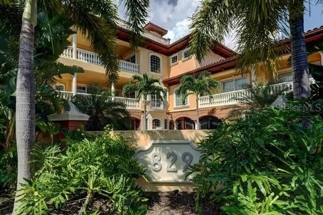 829 Bruce Avenue, CLEARWATER BEACH